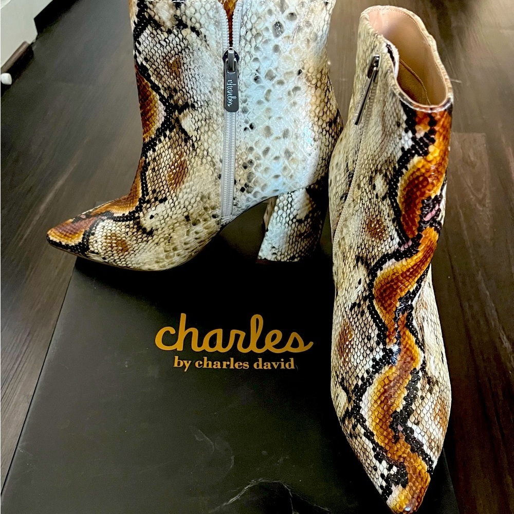 NWB Charles by charles david booties Size 7